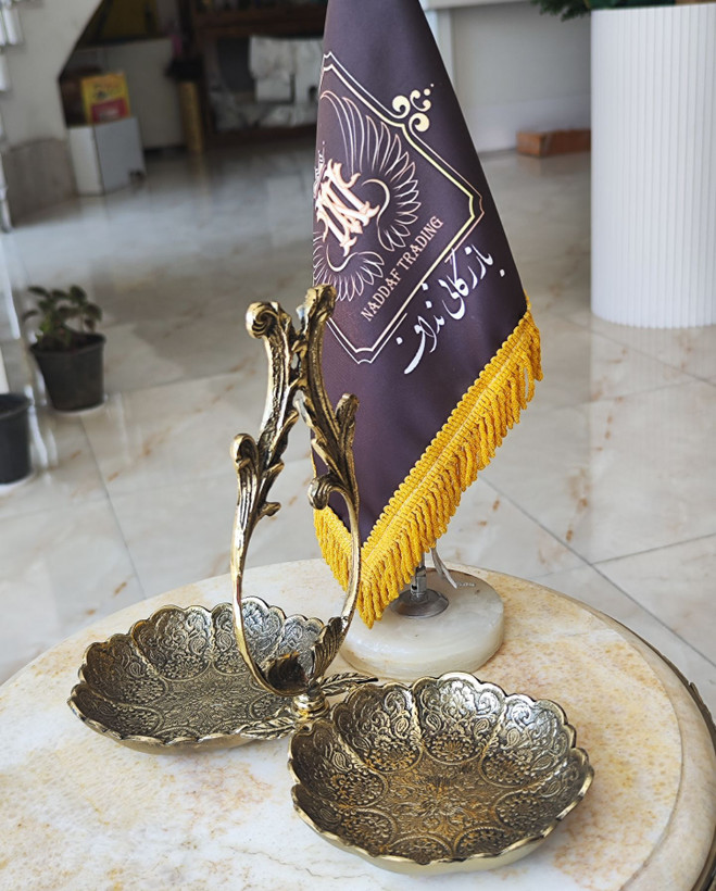 اردوخوری برنجی طرح کاملیا لوکس و باکیفیت مناسب سرو تنقلات و دکوراسیون میز پذیرایی