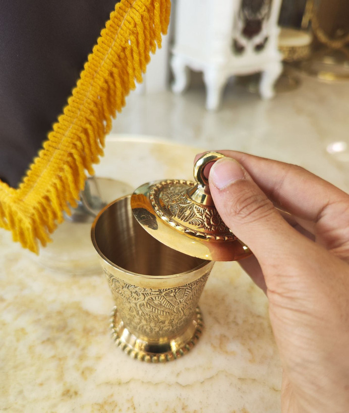 بانکه استوانهای برنجی طرح طاووس کوچک لوکس و باکیفیت مناسب برای آشپزخانه و دکوراسیون منزل