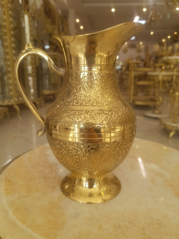 پارچ برنجی تک پایه طرح طاووس